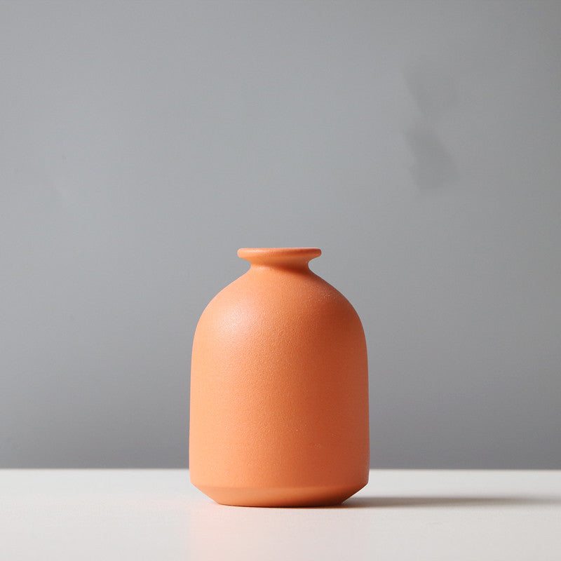 Curvy-Color Vase