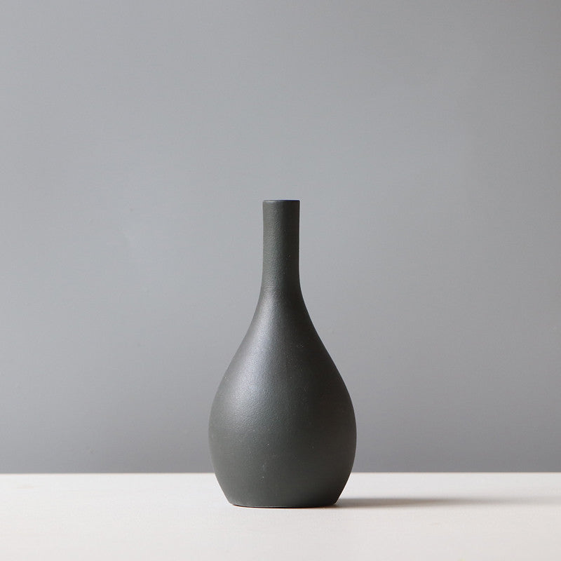 Curvy-Color Vase